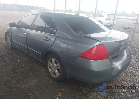 2007 Honda Accord 2.4 Ex z USA, uszkodzony, nr VIN 1HGCM56877A041842